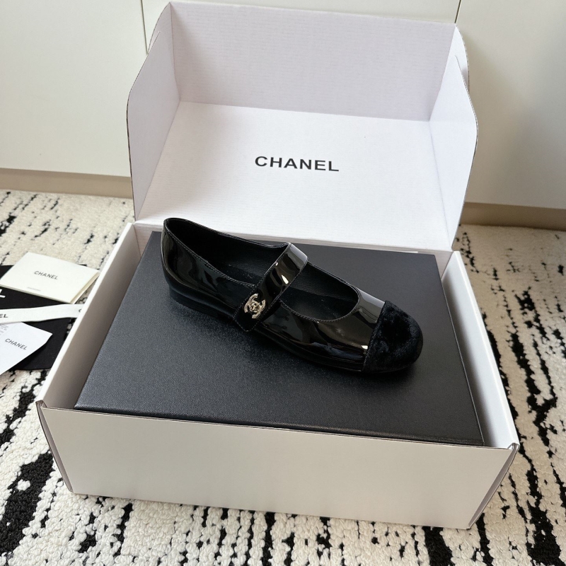Ch**el flat shoes